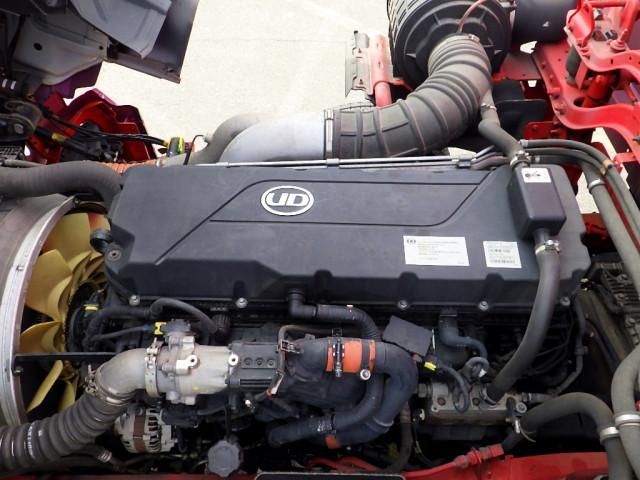 Nissan QUON 2019-05 2385947-22