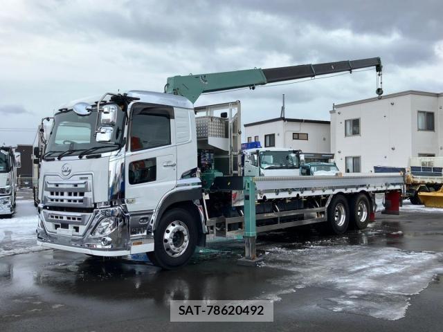 Nissan QUON 2020-07 2487761-0