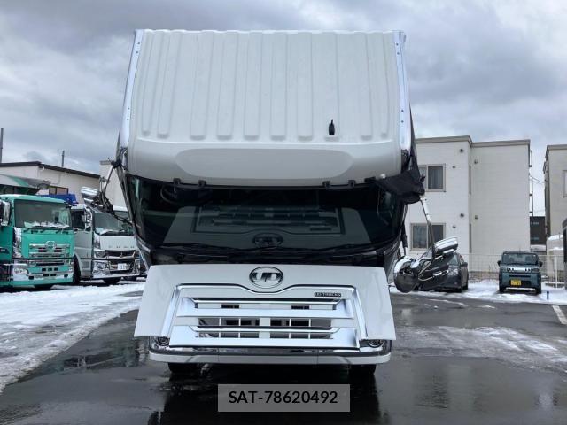 Nissan QUON 2020-07 2487761-23