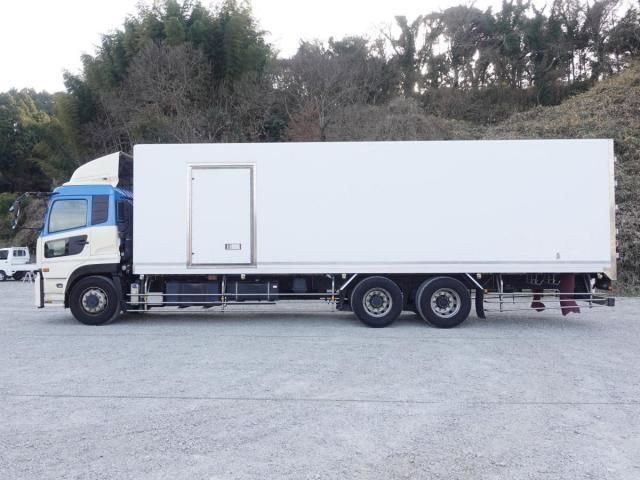 Nissan QUON 2015-04 2709553-13