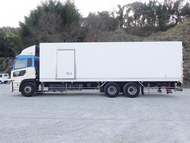 Nissan QUON 2015-04 2709556-13