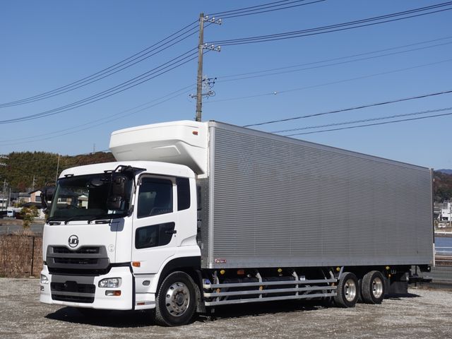 Nissan QUON 2015-12 3681108-25