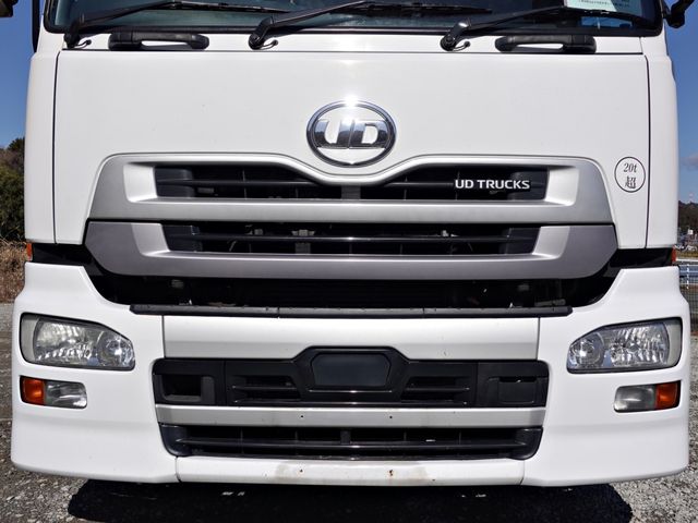 Nissan QUON 2015-12 3681108-3