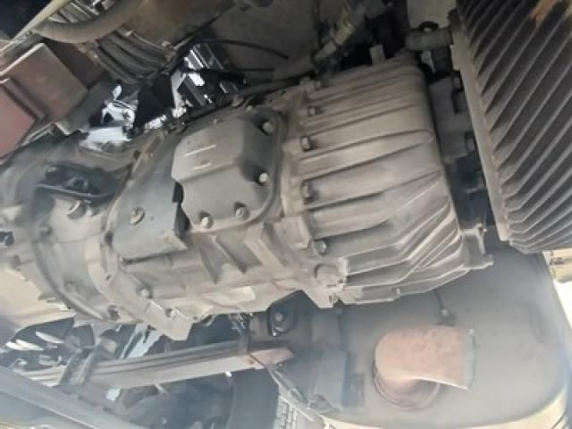 Nissan QUON 2020-03 3681090-10