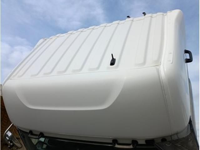 Nissan QUON 2020-03 3681090-11
