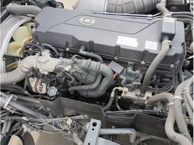Nissan QUON 2020-03 3681090-12