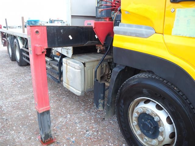 Nissan QUON 2012-05 3758579-8
