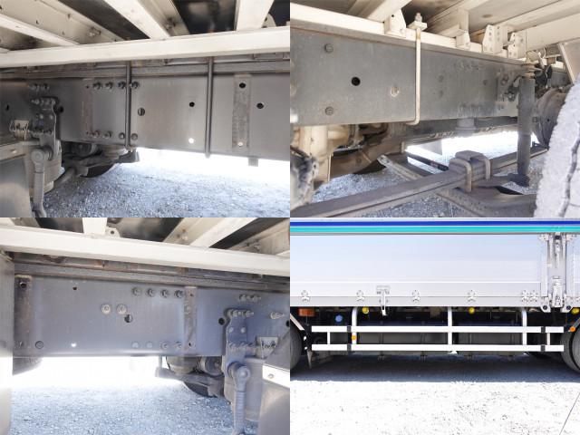 Nissan QUON 2017-12 3758591-20