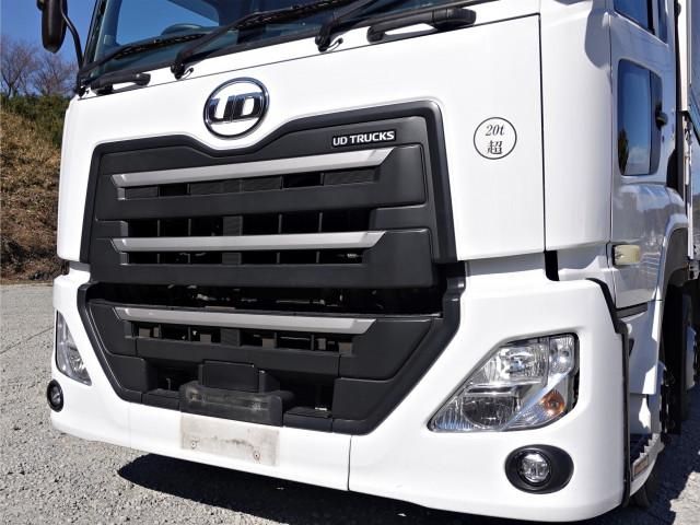 Nissan QUON 2017-12 3758591-3