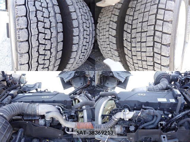 Nissan QUON 2019-07 3909171-17