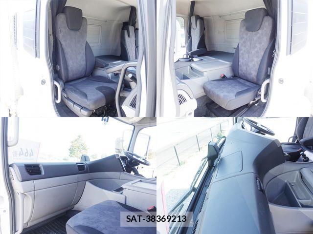 Nissan QUON 2019-07 3909171-23