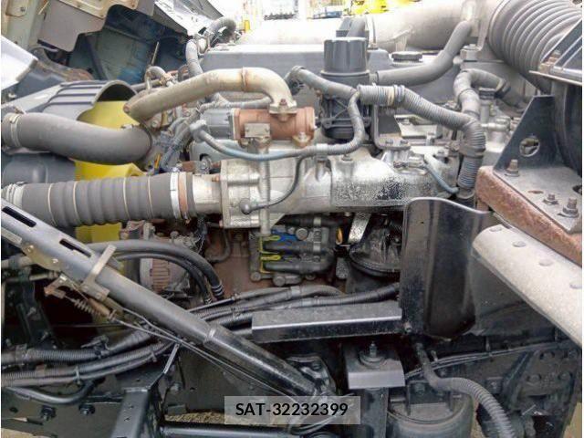 Nissan QUON 2008-02 4047825-13