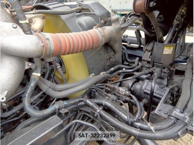 Nissan QUON 2008-02 4047825-14