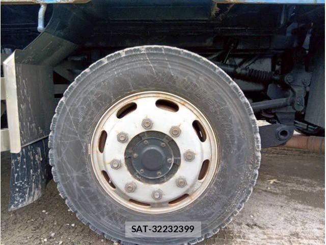 Nissan QUON 2008-02 4047825-23