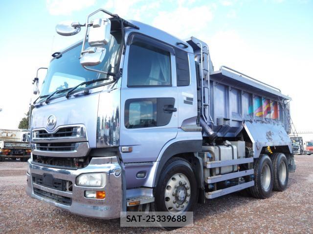 Nissan QUON 2016-02 4111147-0