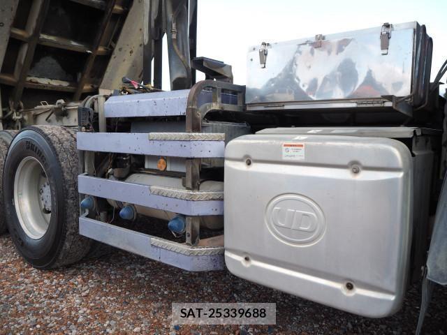 Nissan QUON 2016-02 4111147-14
