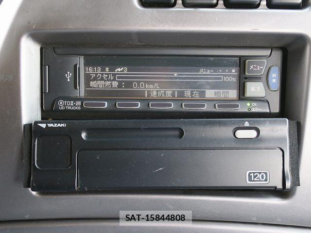 Nissan QUON 2016-03 4140525-19