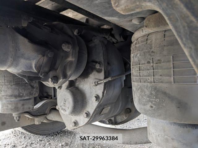 Nissan QUON 2017-03 4423416-17