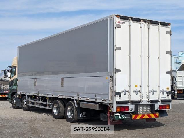 Nissan QUON 2017-03 4423416-3