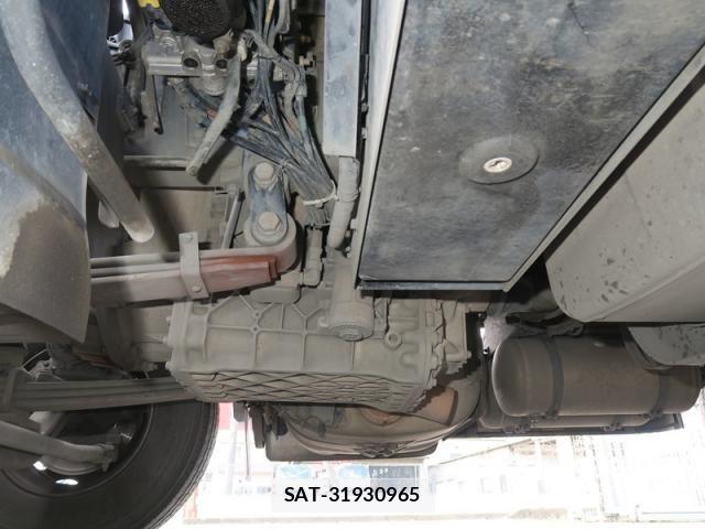 Nissan QUON 2020-03 4600047-15
