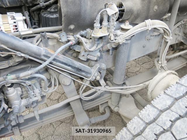 Nissan QUON 2020-03 4600047-16