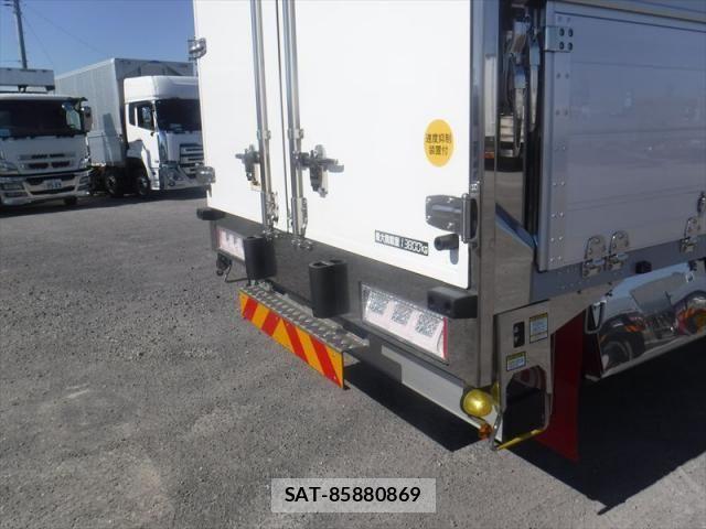 Nissan QUON 2025-03 4640560-9