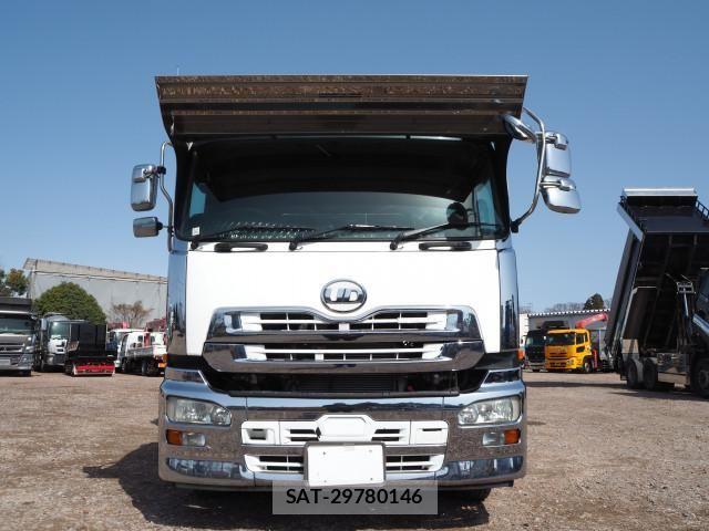 Nissan QUON 2015-10 4757185-7