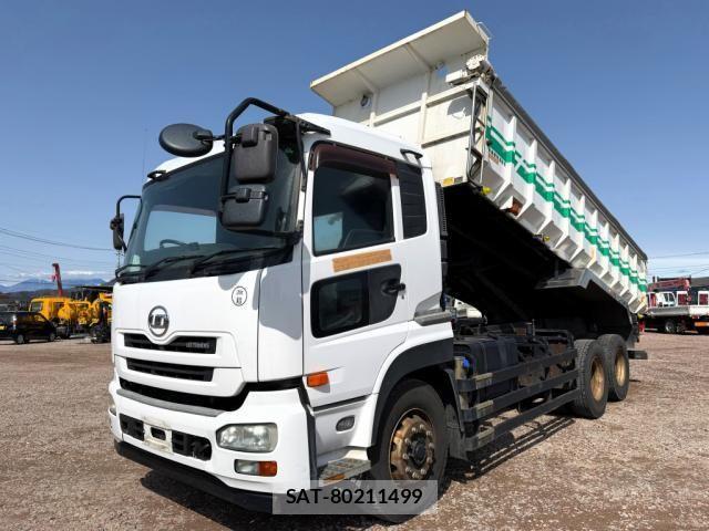 Nissan QUON 2012-08 4757187-0
