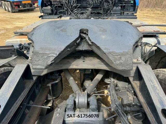 Nissan QUON 2016-01 4757200-22