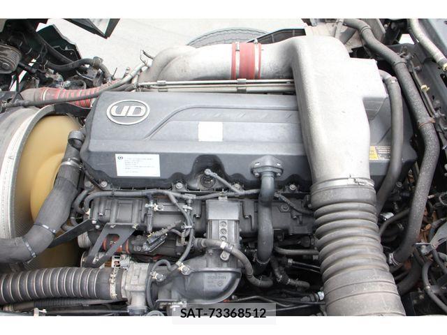 Nissan QUON 2011-08 4757202-22