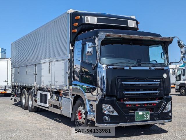 Nissan QUON 2021-05 4978917-1