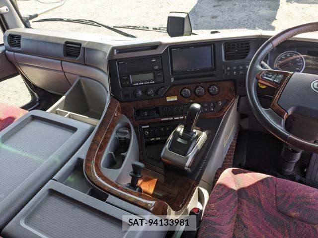 Nissan QUON 2021-05 4978917-20
