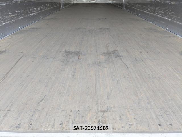 Nissan QUON 2025-11 5876204-13