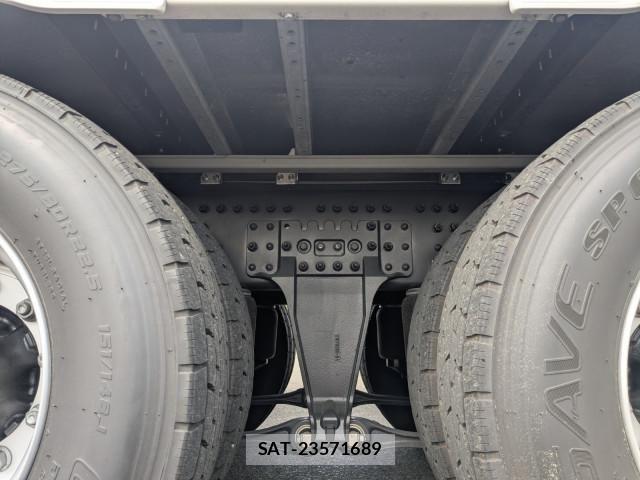Nissan QUON 2025-11 5876204-22