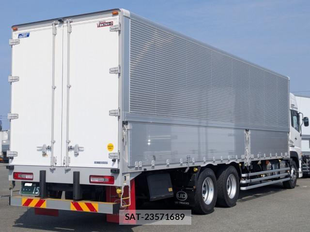 Nissan QUON 2025-11 5876204-3