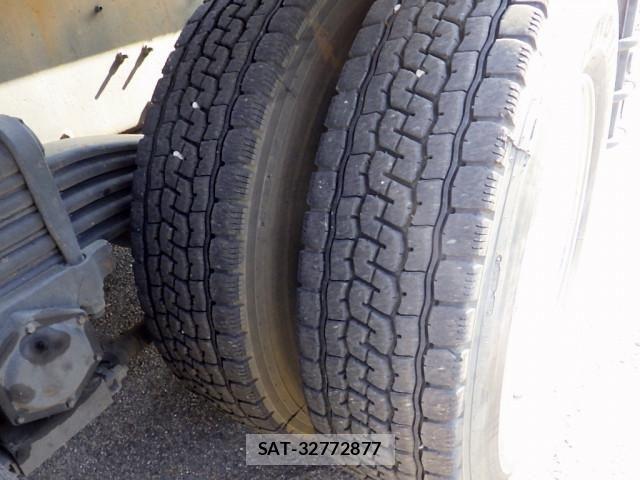 Nissan QUON 2012-11 5876213-21