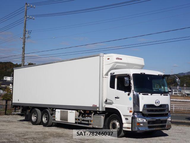 Nissan QUON 2014-10 5876221-26