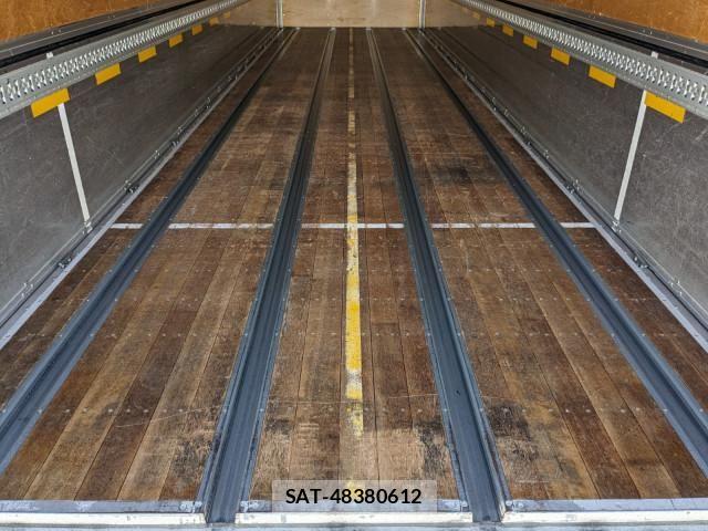 Nissan QUON 2018-04 6016766-10