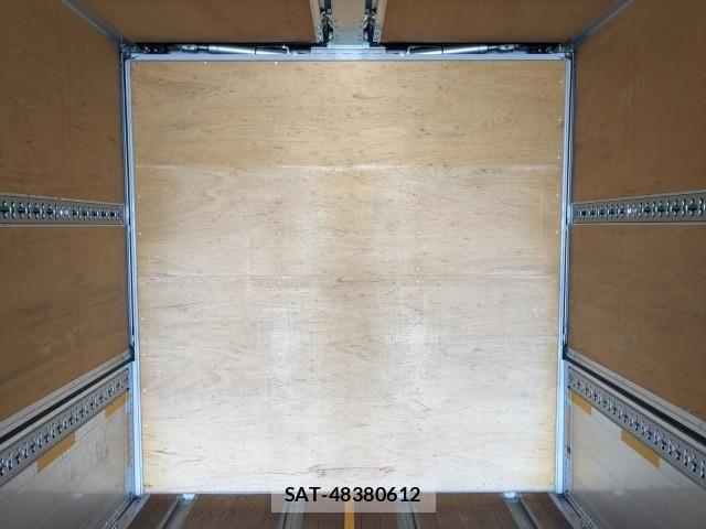 Nissan QUON 2018-04 6016766-14