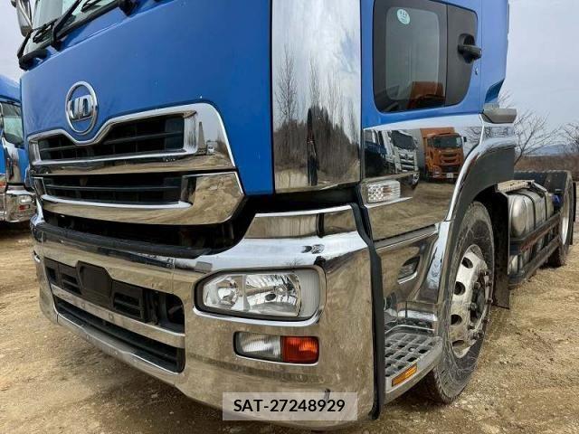 Nissan QUON 2018-06 6016774-11