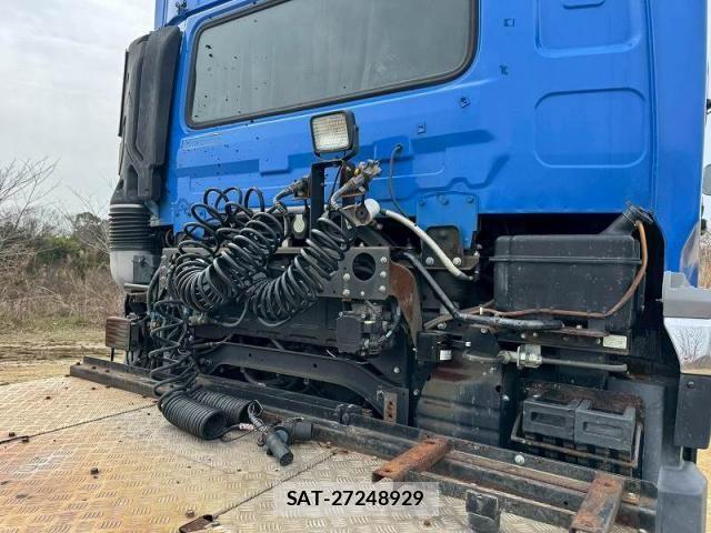 Nissan QUON 2018-06 6016774-24