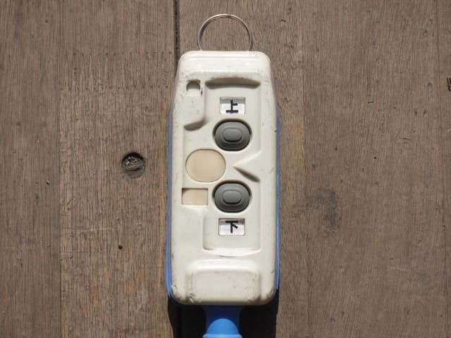 Nissan QUON 2013-02 6050511-17