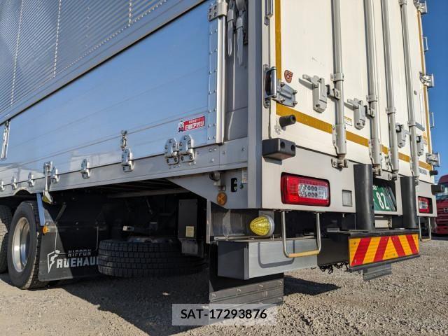 Nissan QUON 2021-10 6218718-6