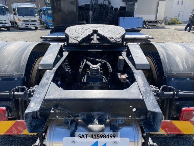 Nissan QUON 2020-12 6246887-6