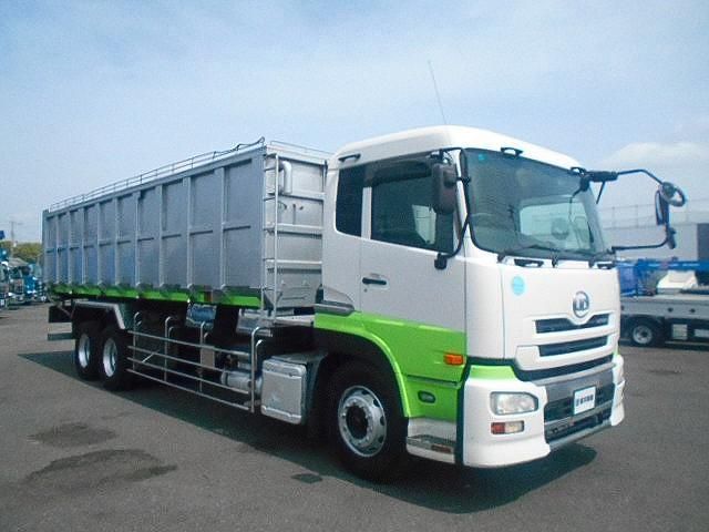 Nissan QUON 2014-06 6274354-1
