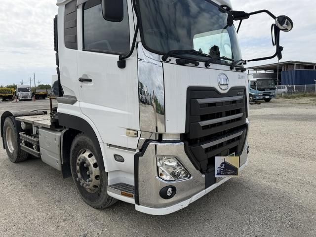 Nissan QUON 2020-08 6530380-7
