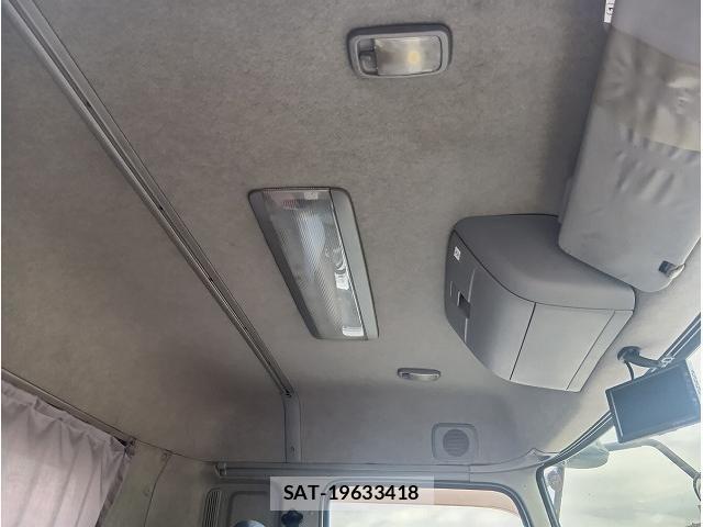Nissan QUON 2006-09 6527332-7
