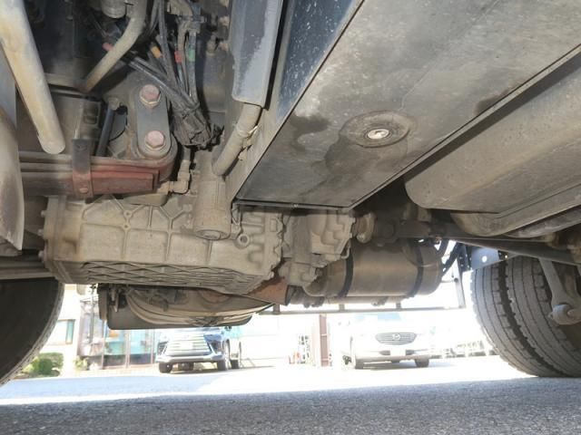 Nissan QUON 2021-03 6596889-29