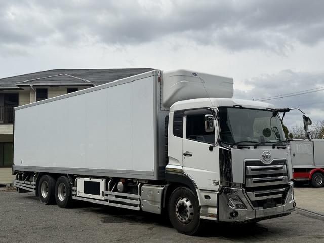 Nissan QUON 2020-12 6596899-2
