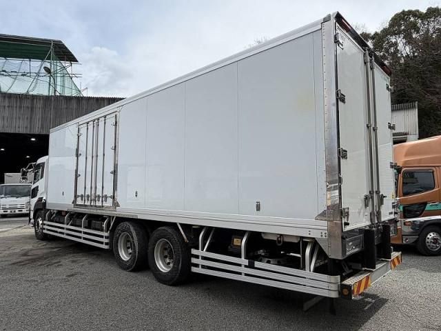Nissan QUON 2020-12 6596899-4